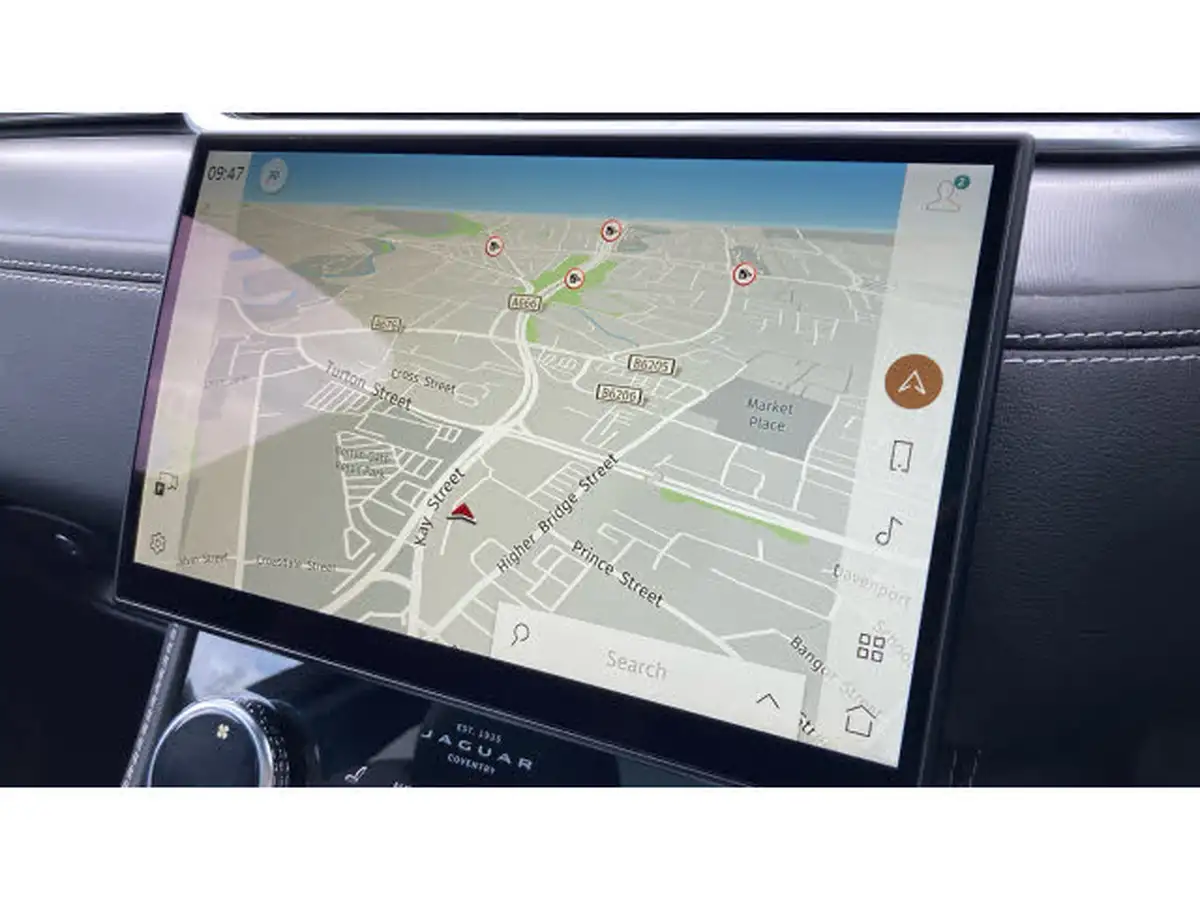 2021-jaguar-f-pace-20-d200-r-dynamic-se-mhev-big-10