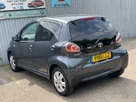 2011-toyota-aygo-10-aygo-go-vvt-i-5d-small-32