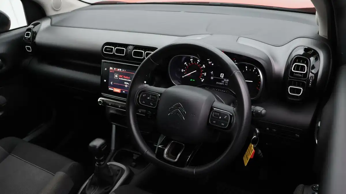 2020-citroen-c3-aircross-12-puretech-feel-110ps-ss-big-9