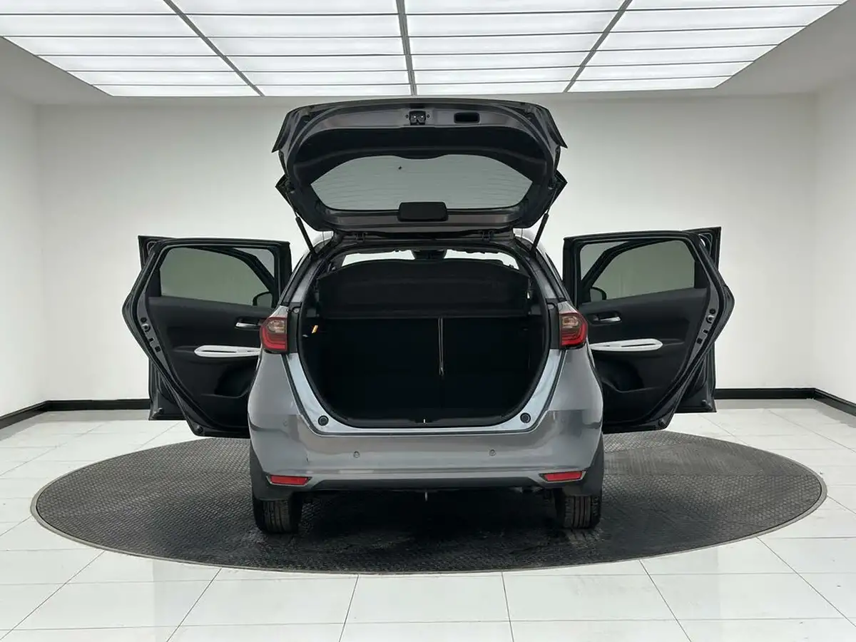 2020-honda-jazz-15-i-mmd-ex-big-14