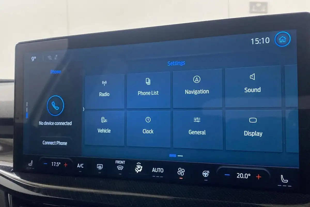 2024-ford-focus-10t-st-line-x-125ps-hatchback-big-23