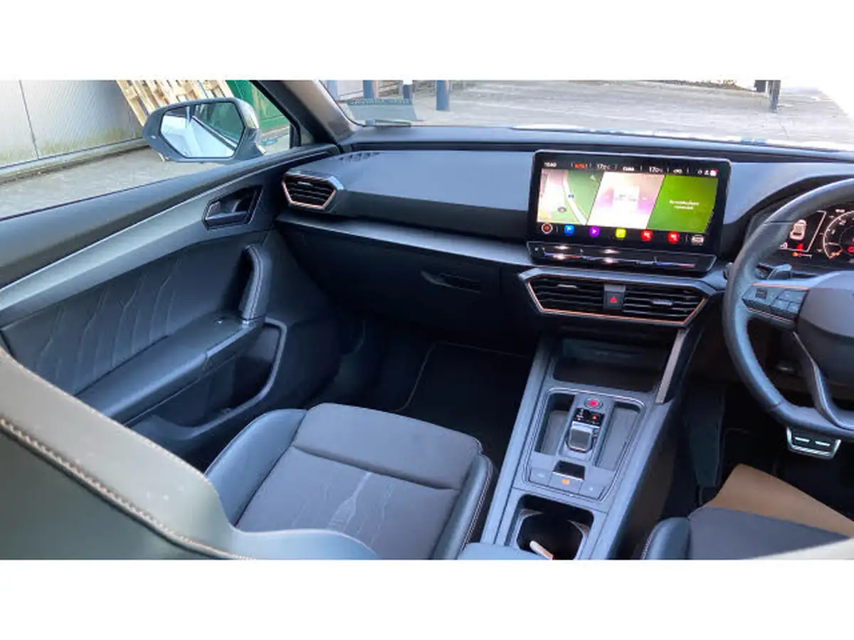 2023-cupra-leon-nf-20-tsi-vz2-300ps-hatchback-big-13