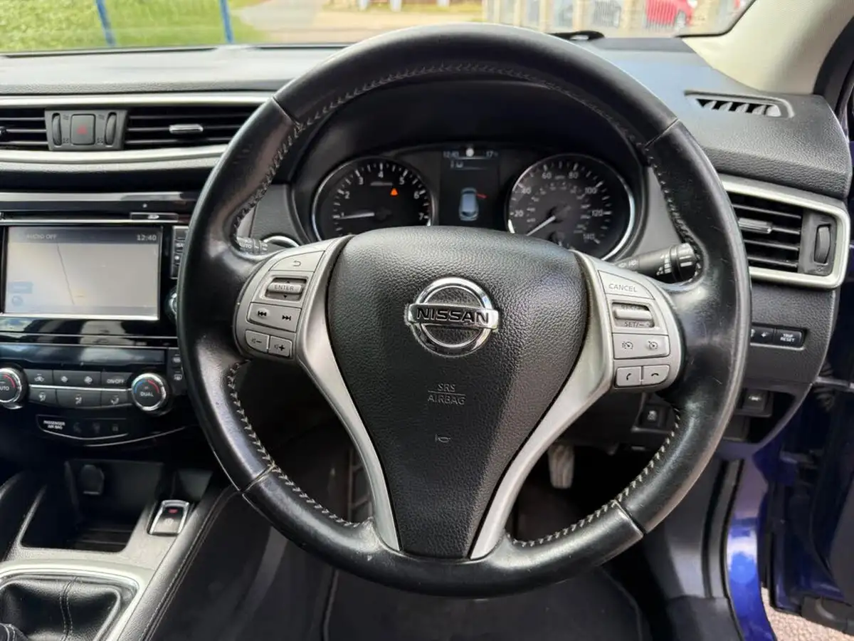 2017-nissan-qashqai-12-dig-t-n-connecta-big-8