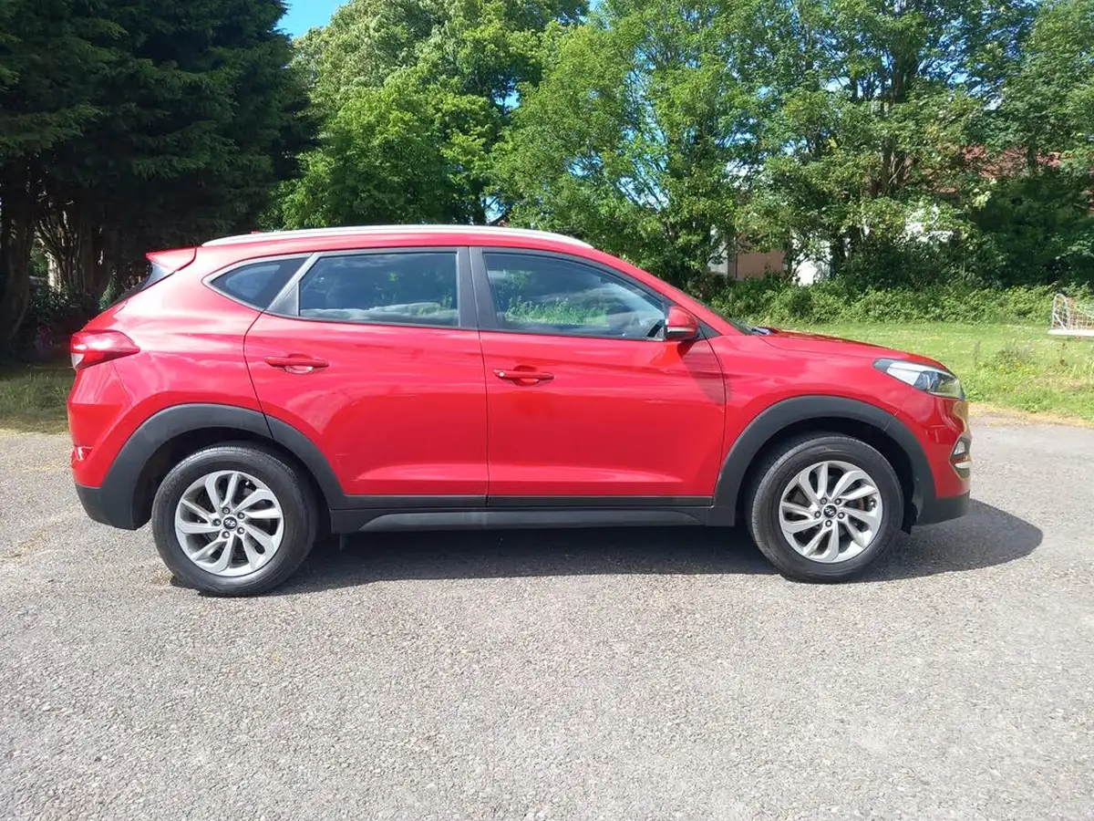 2016-hyundai-tucson-16-gdi-blue-drive-se-big-9