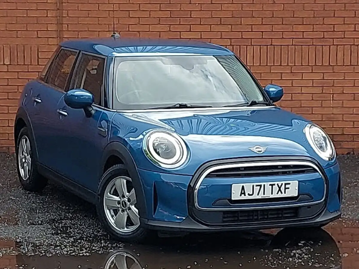 2022-mini-cooper-15-cooper-classic-hatchback-5d-big-0