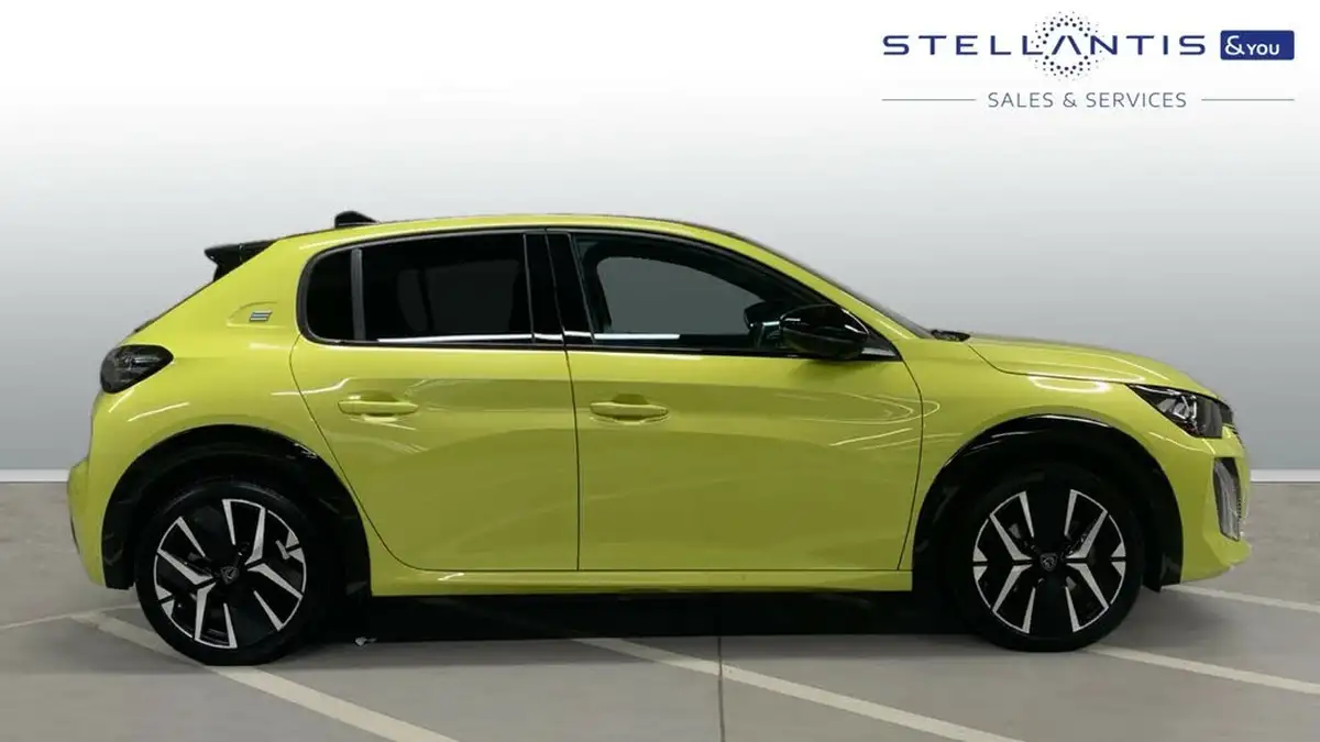 2024-peugeot-208-e-gt-156ps-51kwh-big-1