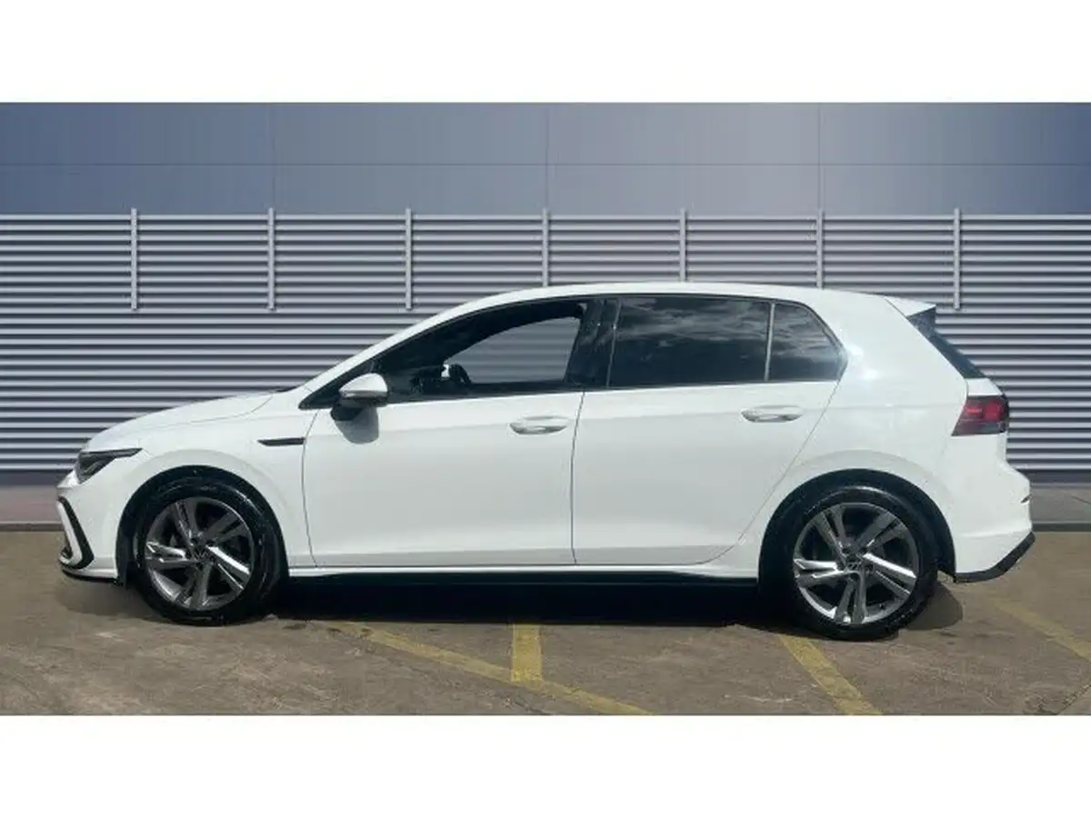 2023-volkswagen-golf-15-etsi-r-line-hatchback-big-4