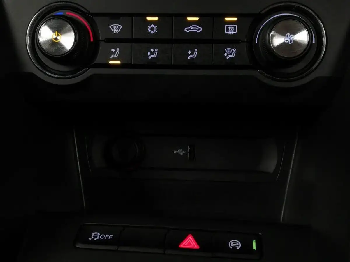 2023-mg-mg3-15-vti-tech-exclusive-nav-big-17