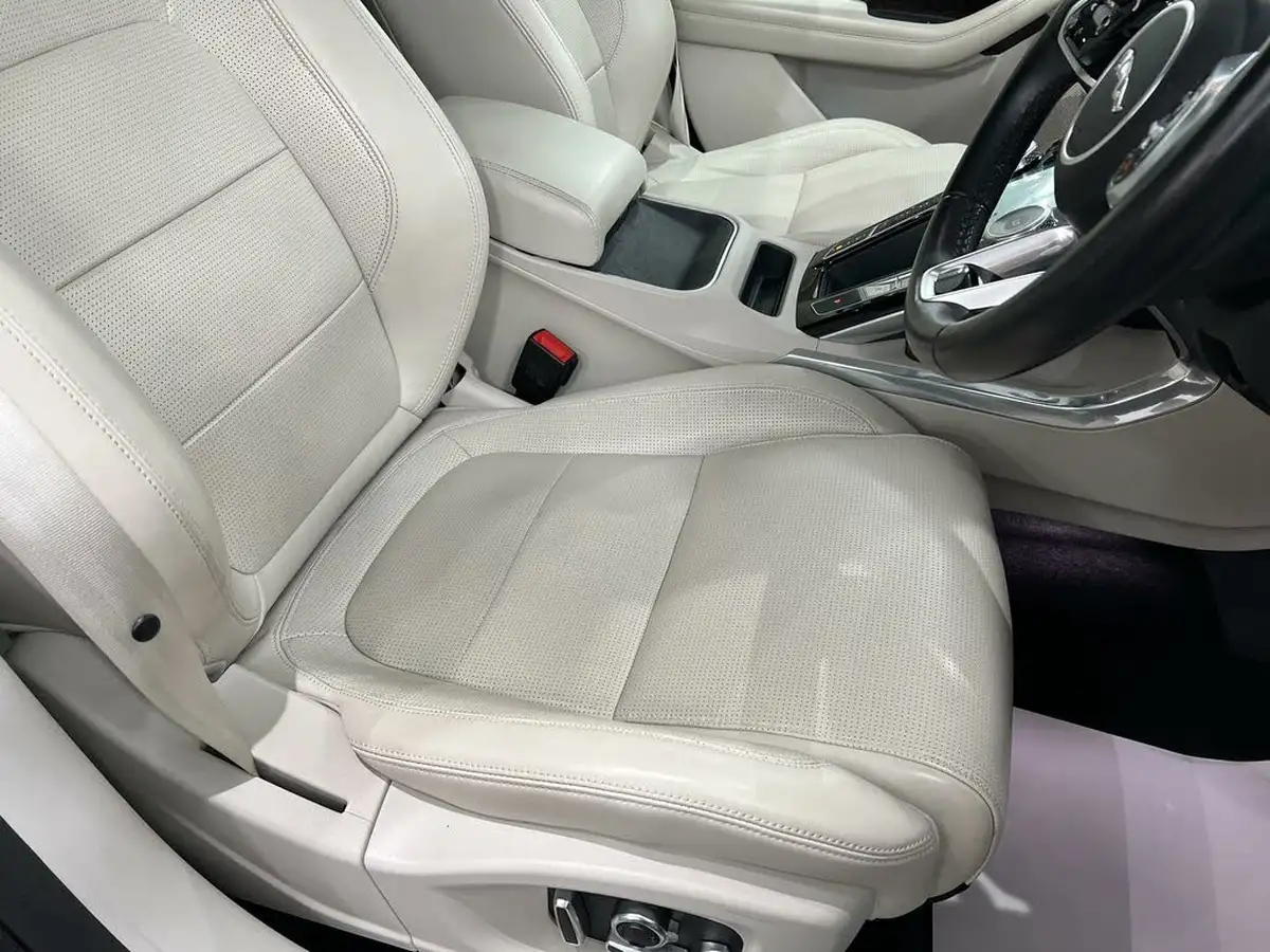 2019-jaguar-i-pace-ev400-hse-big-27