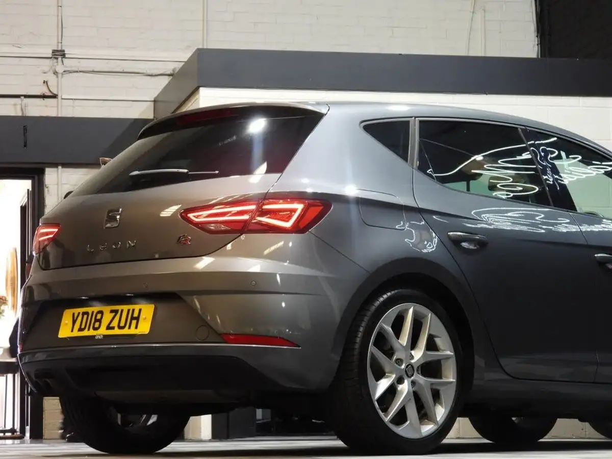 2018-seat-leon-18-tsi-fr-technology-hatchback-5d-big-31
