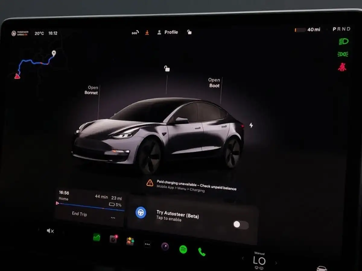2022-tesla-model-3-e-long-range-big-13