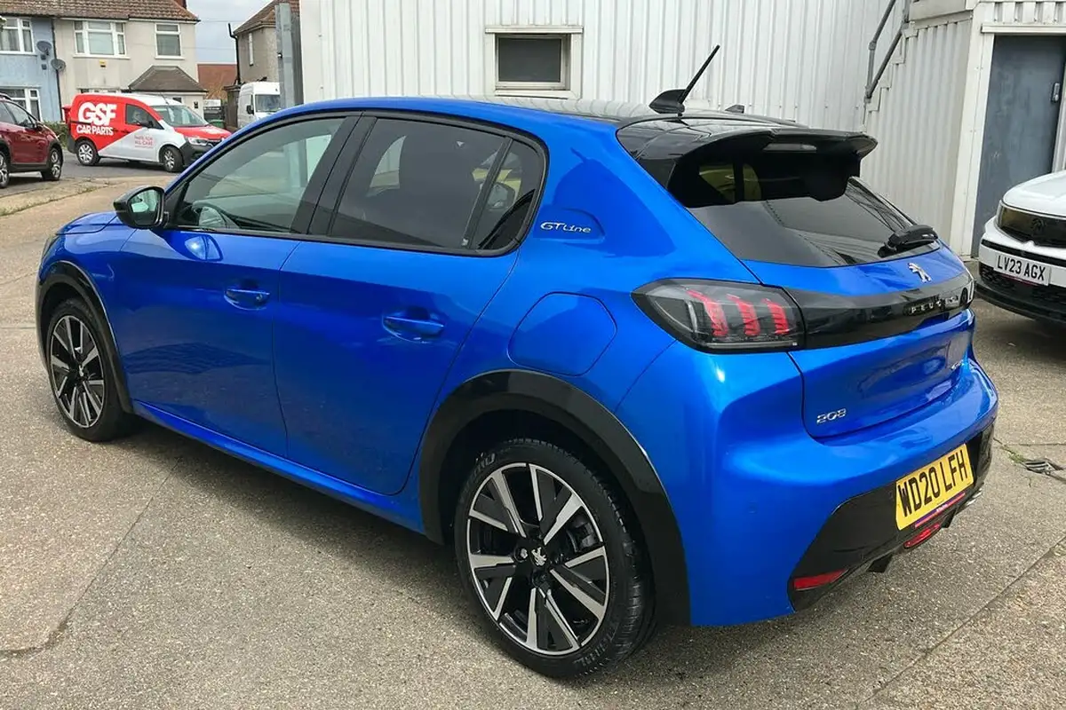 2020-peugeot-208-12-puretech-gt-line-130bhp-eat8-big-1