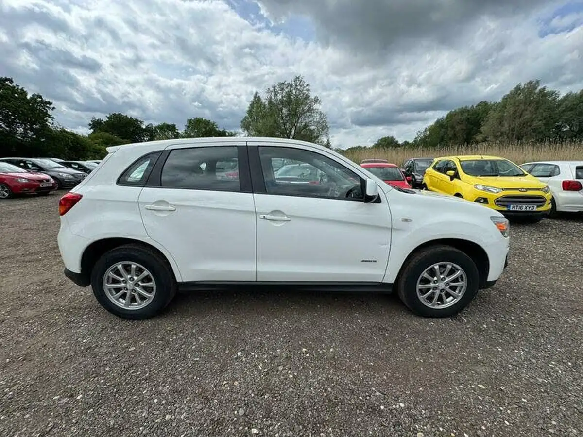 2014-mitsubishi-asx-16-2-big-7