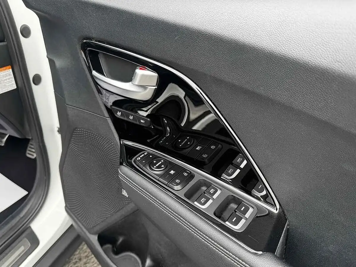 2021-kia-e-niro-ev-4-big-29