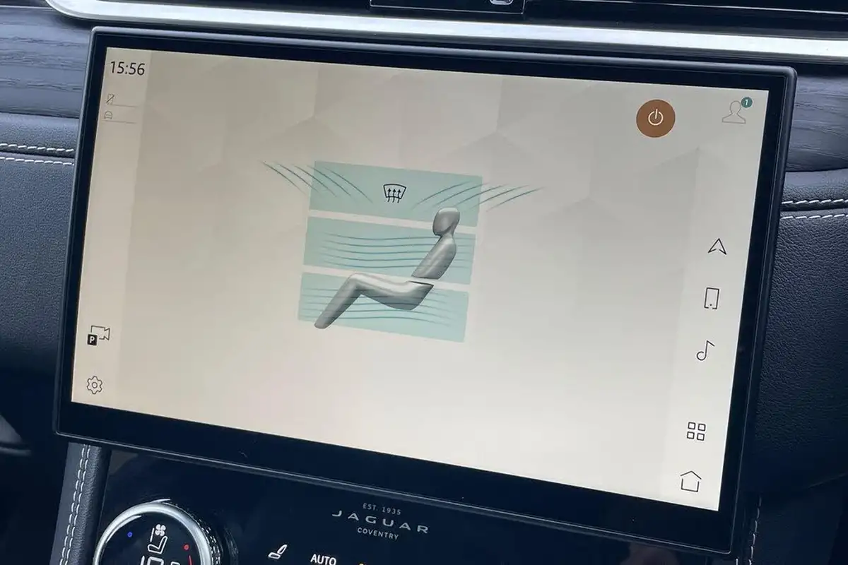 2023-jaguar-f-pace-20-d200-r-dynamic-se-black-big-24