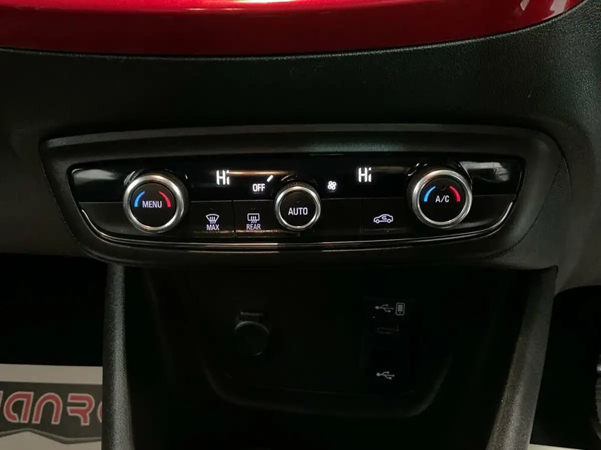 2021-vauxhall-crossland-12-sri-nav-130ps-big-45
