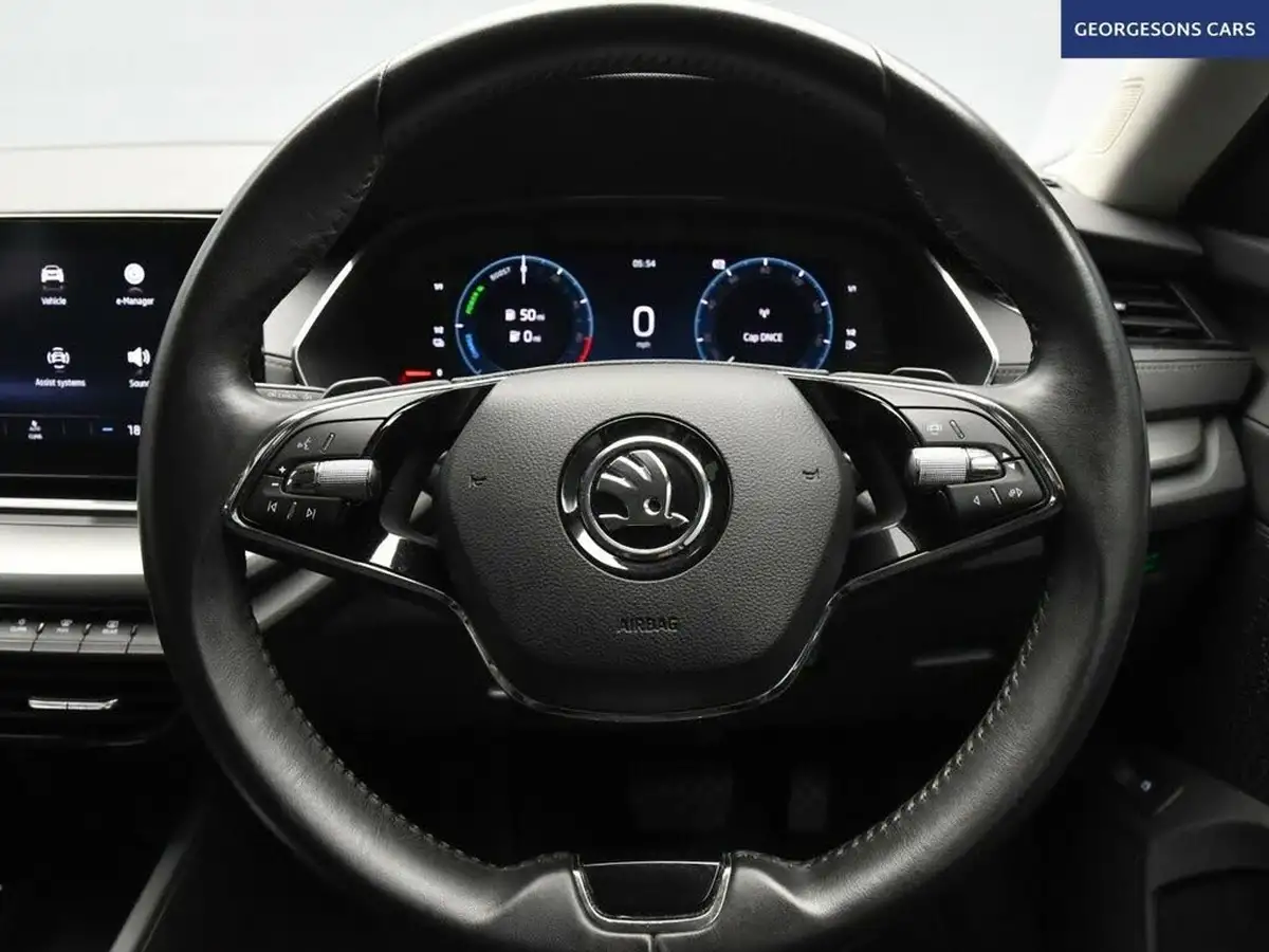 2021-skoda-octavia-14-tsi-se-technology-hatchback-big-13