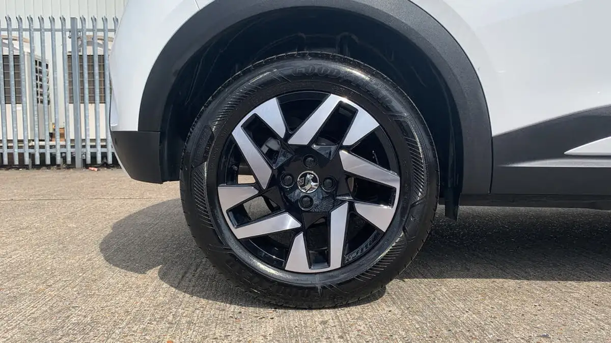 2024-vauxhall-mokka-12-design-130ps-auto-big-15