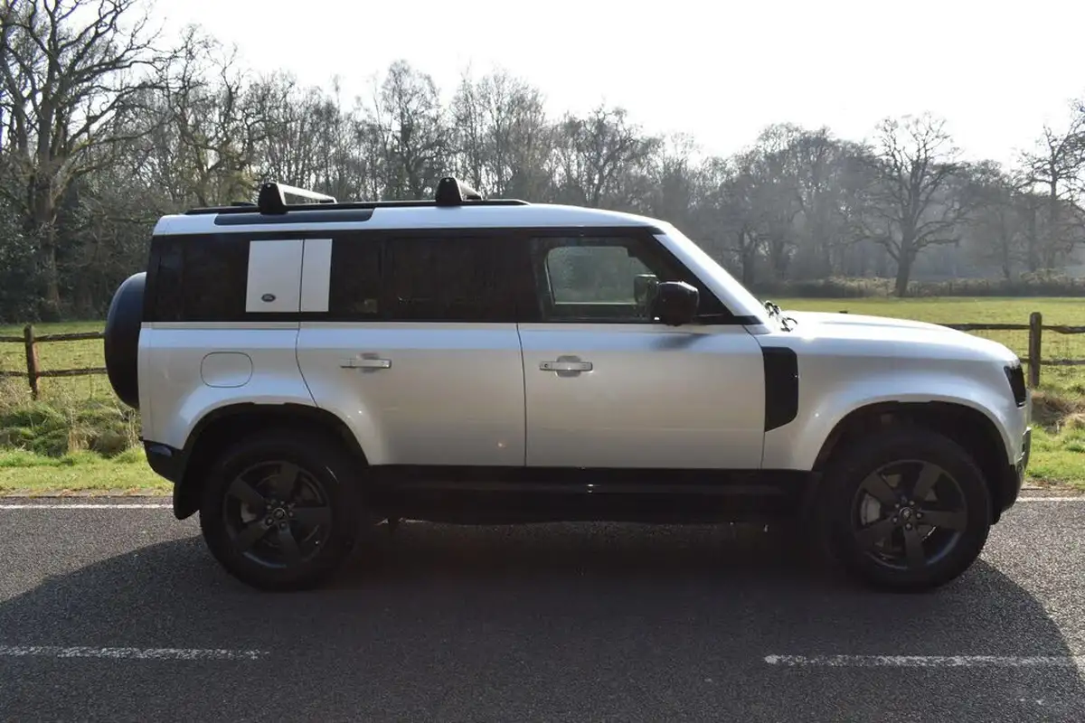 2021-land-rover-110-defender-30-d300-x-dynamic-se-big-5