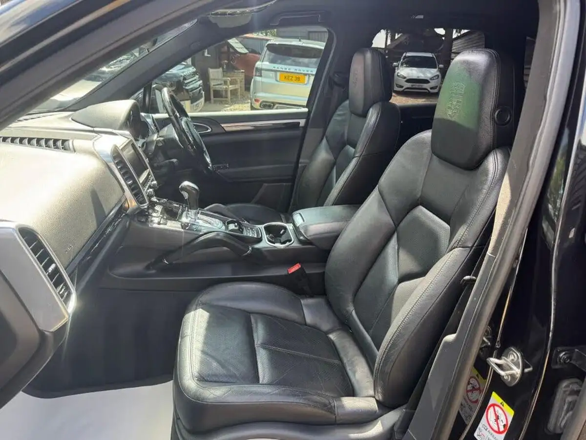 2010-porsche-cayenne-30td-240bhp-awd-auto-big-9