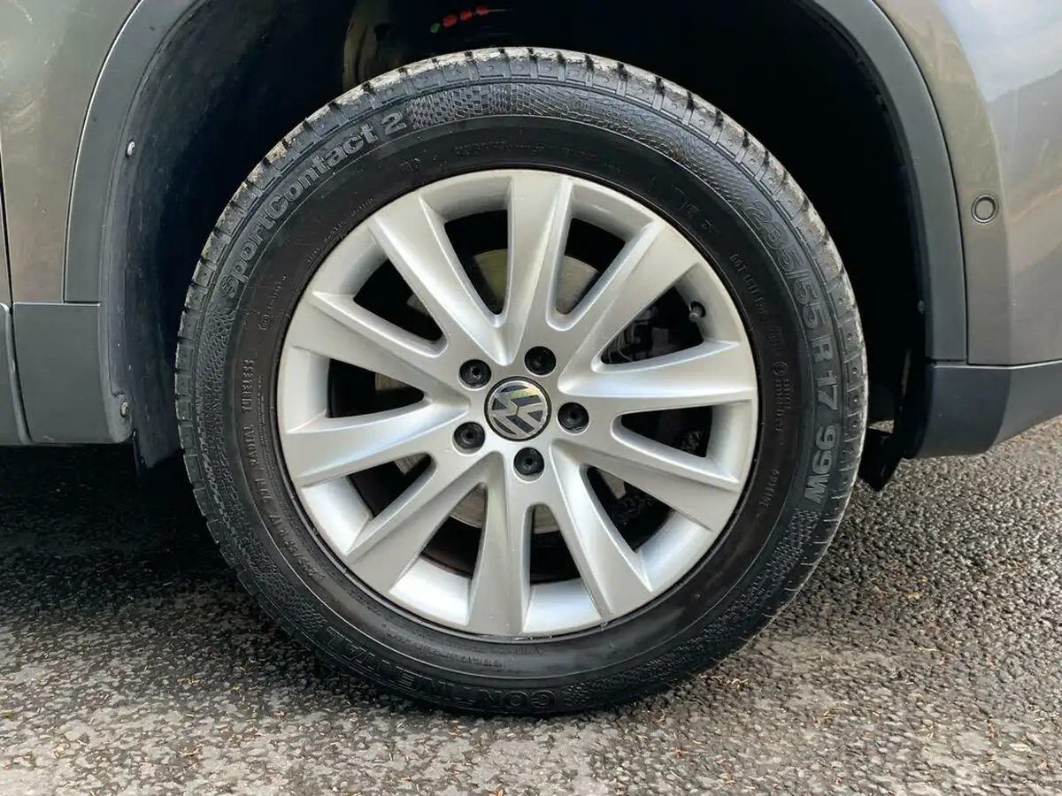 2011-volkswagen-tiguan-20td-match-140ps-dsg-big-31
