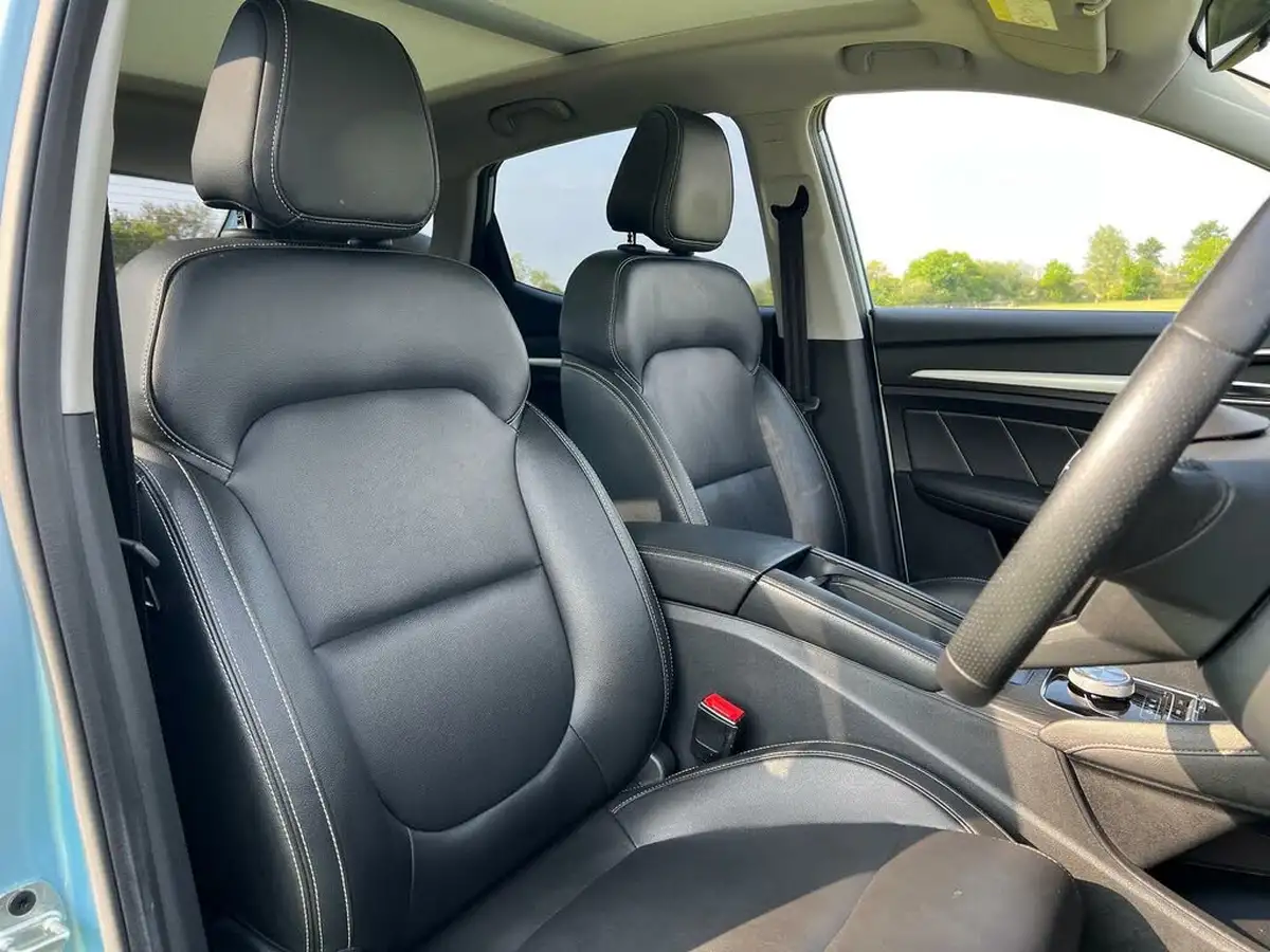 2021-mg-zs-suv-e-exclusive-ev-big-10