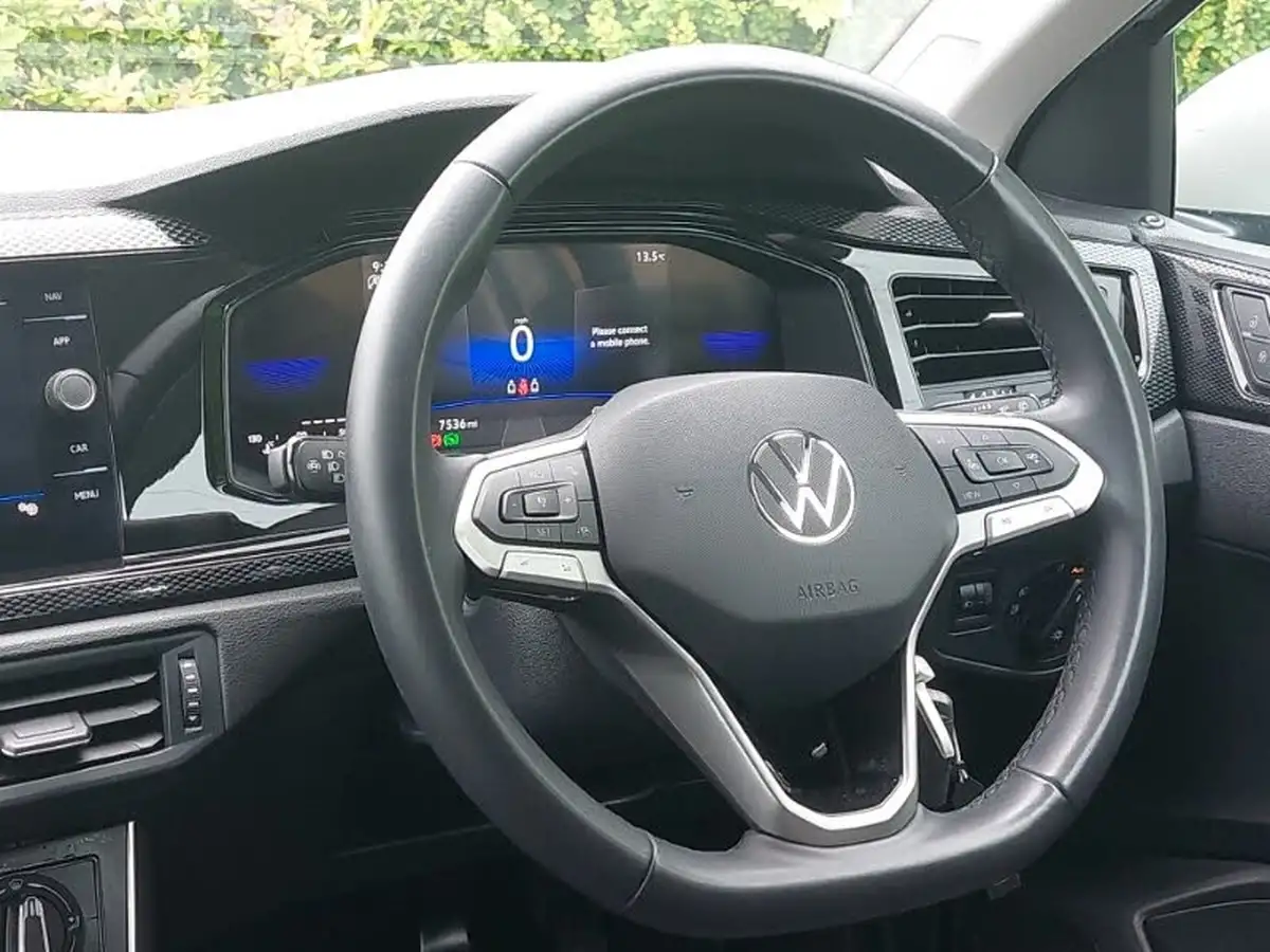 2024-volkswagen-taigo-10-tsi-life-110ps-dsg-big-10
