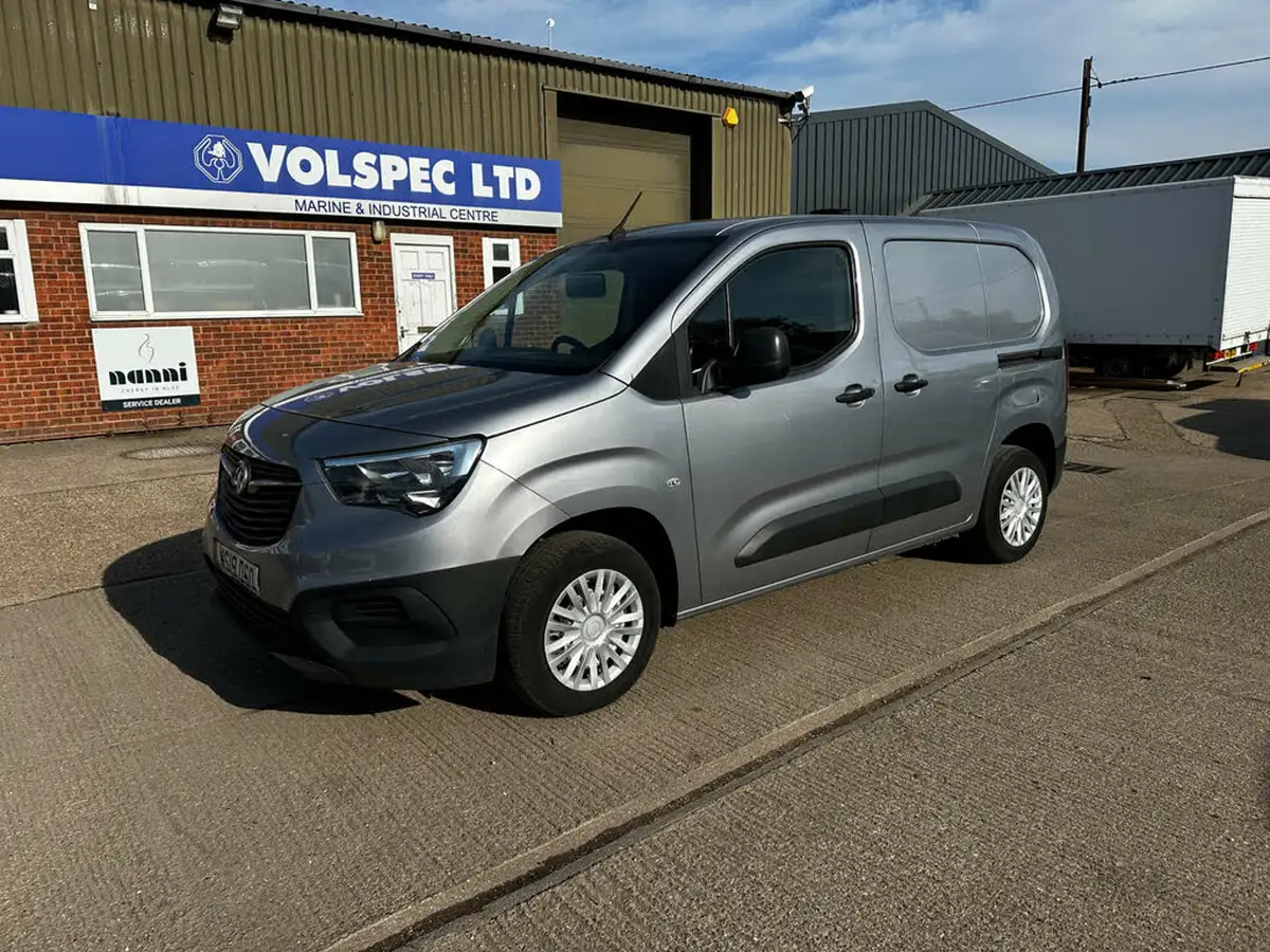 2019-vauxhall-combo-16cdti-edition-2000-100pseu6-big-4