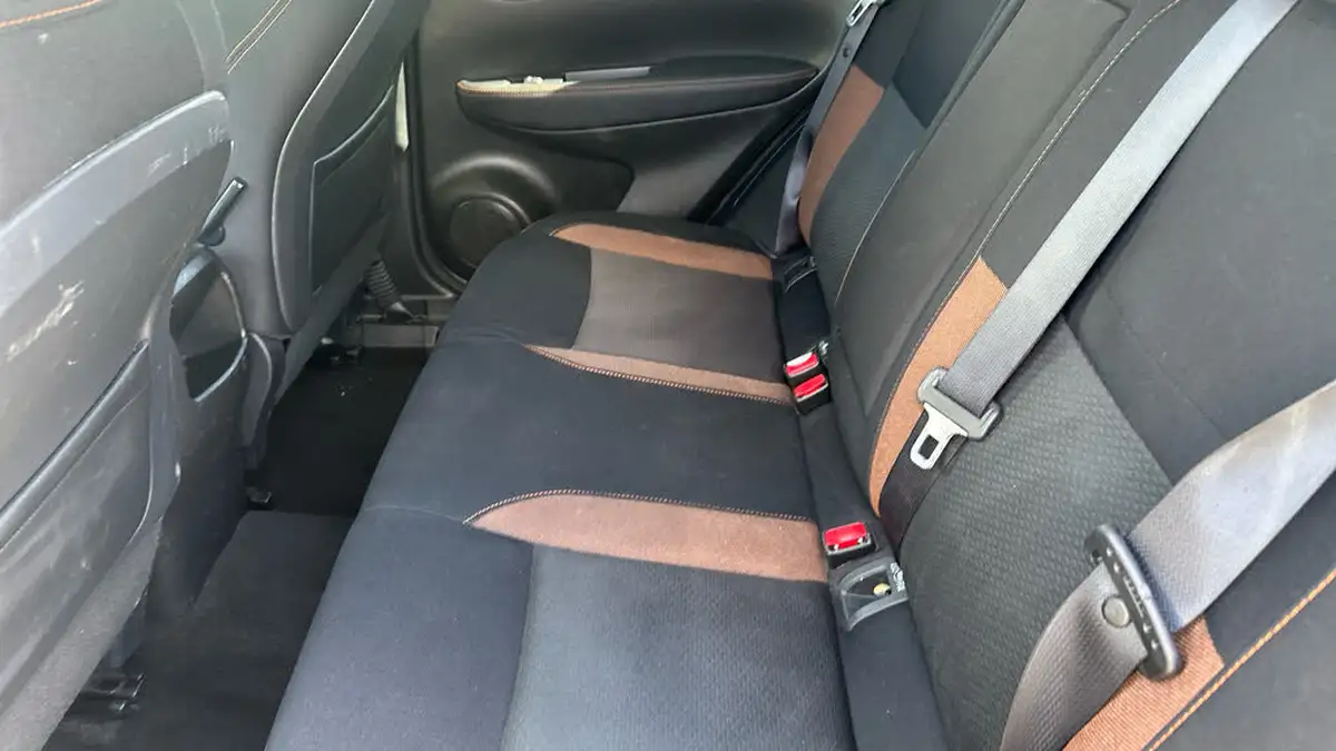 2019-nissan-qashqai-13-dig-t-n-motion-140ps-big-13