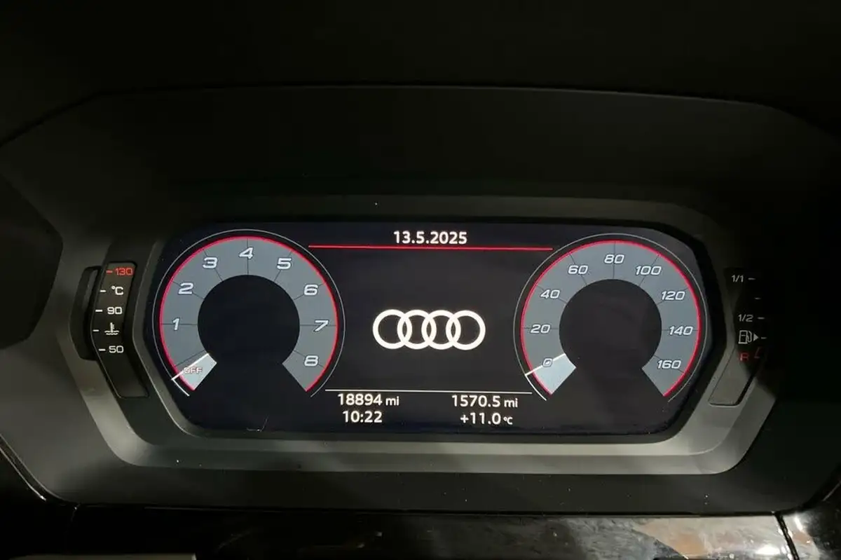2022-audi-a3-15-35-tfsi-s-line-sportback-5d-big-13