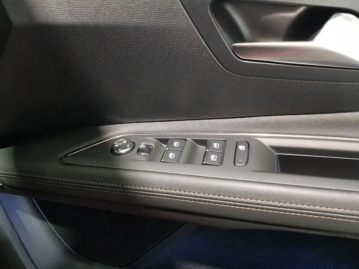 2021-peugeot-3008-suv-15-bluehdi-gt-big-18