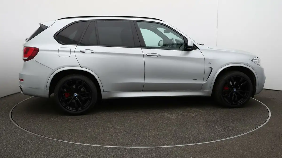 2018-bmw-x5-big-50