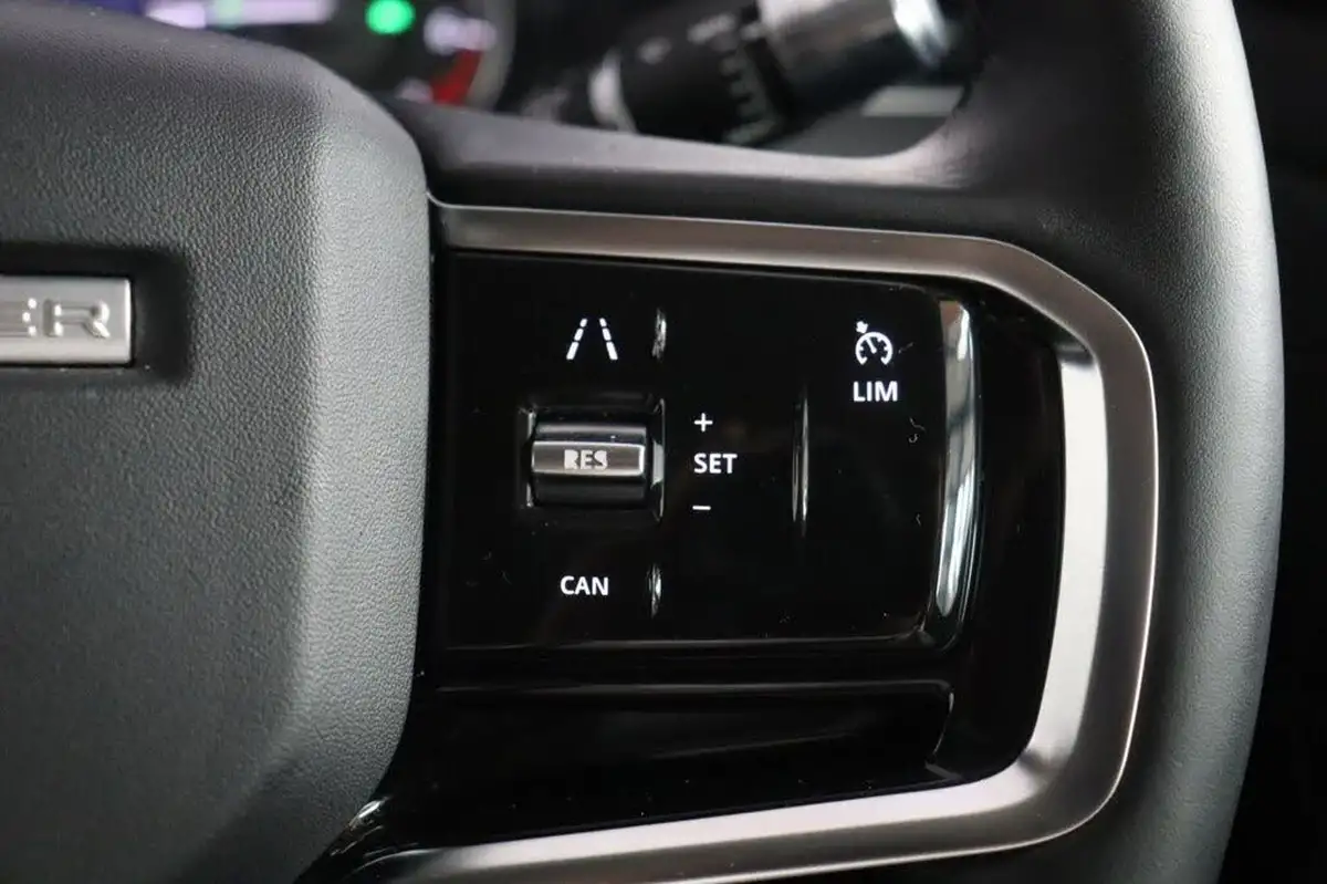 2021-land-rover-range-rover-evoque-20-p200-r-dynamic-s-big-25
