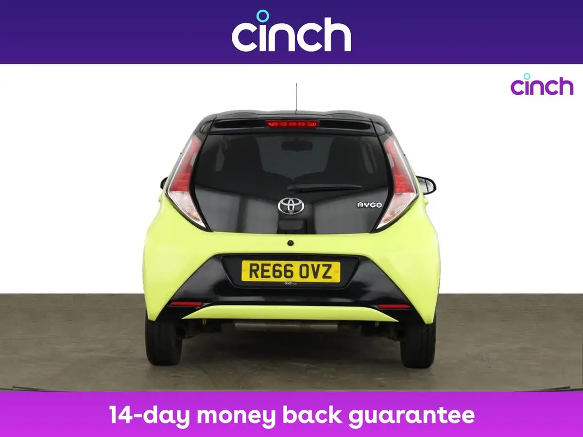 2016-toyota-aygo-10-vvt-i-x-cite-3-bi-tone-yellow-5d-big-7
