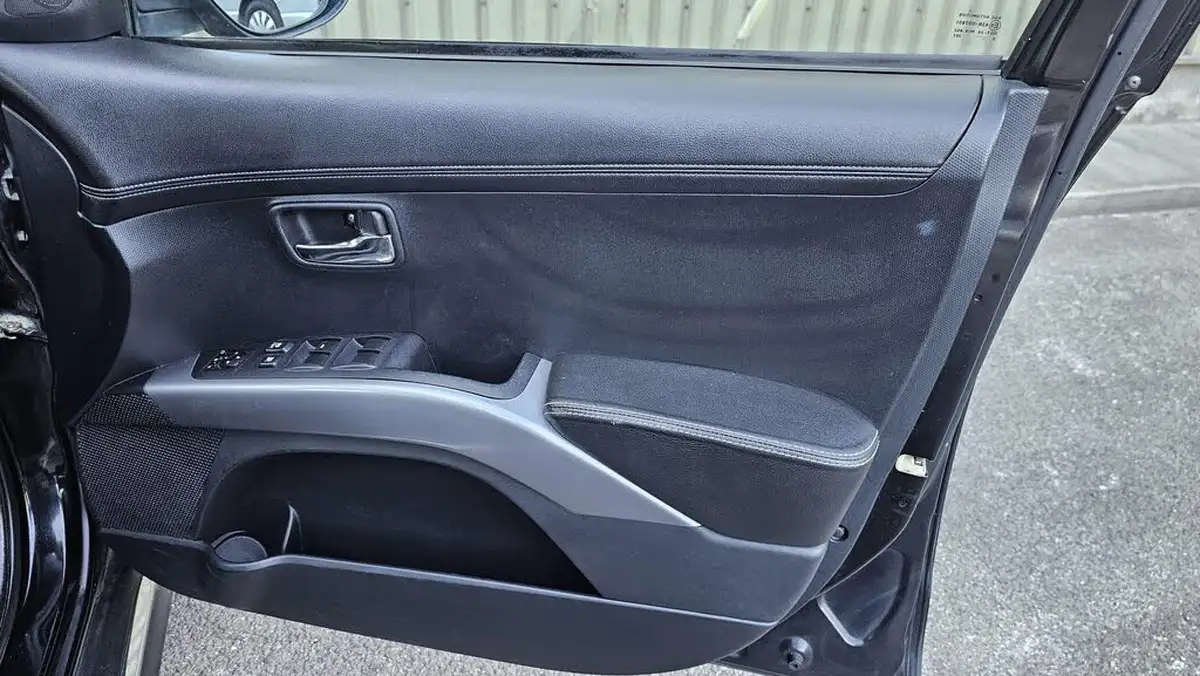 2013-mitsubishi-outlander-22td-gx3-big-16