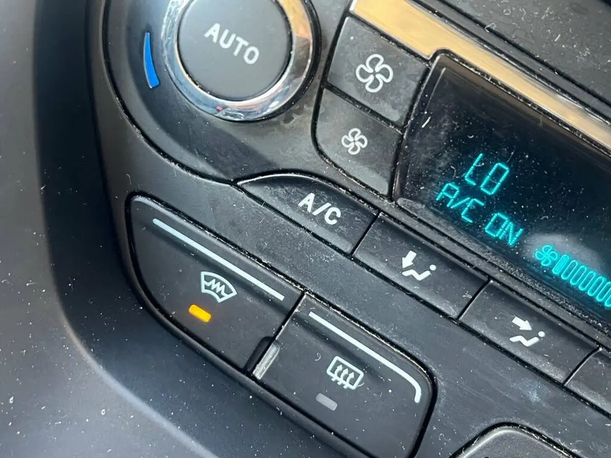 2015-ford-grand-c-max-big-39