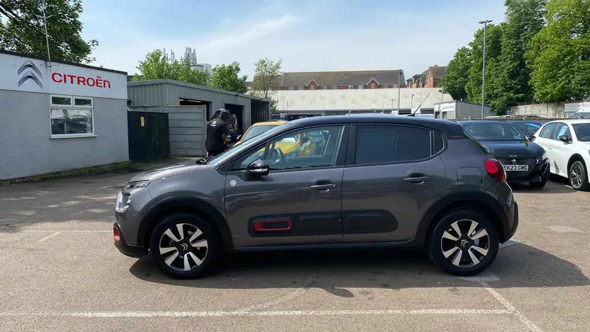 2022-citroen-c3-12-puretech-c-series-big-5