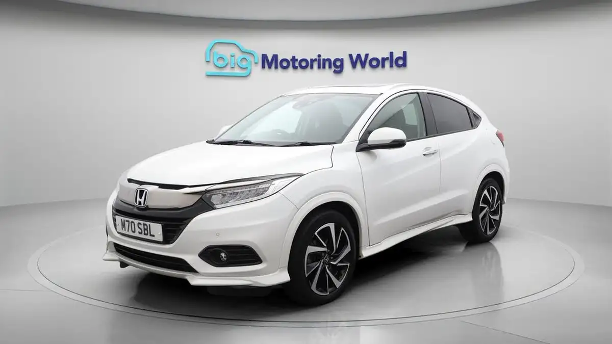 2019-honda-hr-v-15-i-vtec-ex-cvt-big-3