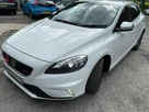 2013-volvo-v40-20td-d4-r-design-small-0