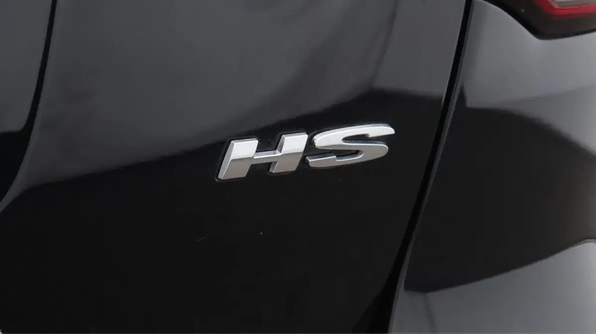 2024-mg-hs-15t-gdi-trophy-162ps-1490cc-big-21
