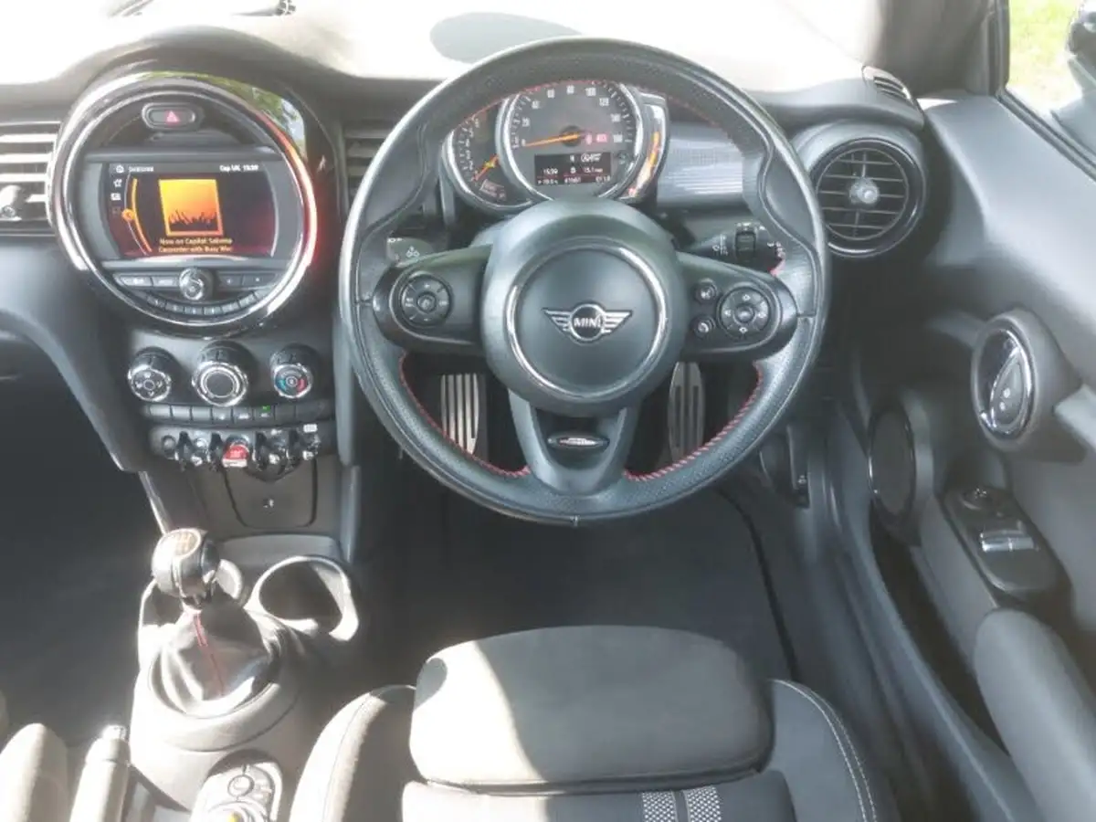 2020-mini-cooper-15-cooper-sport-hatchback-3d-big-6