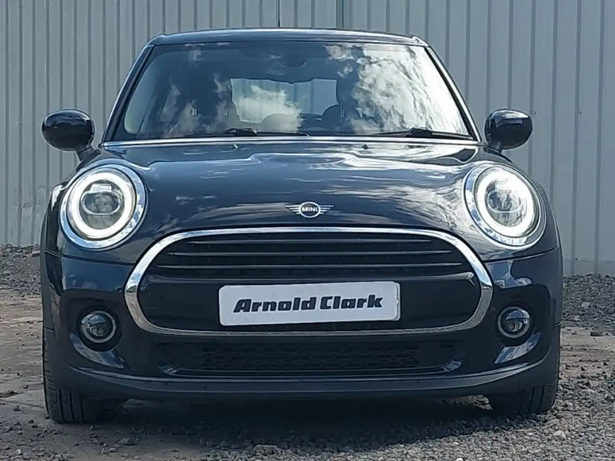2019-mini-cooper-15-cooper-classic-hatchback-5d-big-18