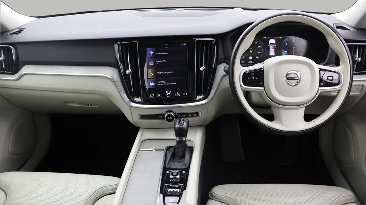 2020-volvo-v60-20td-d4-inscription-plus-geartronic-big-13