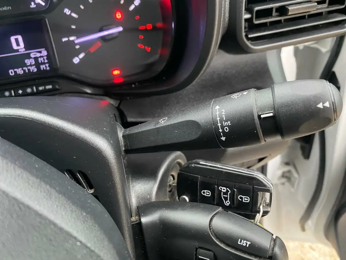 2019-citroen-berlingo-15bluehdi-1000-enterprise-100pseu6dt-e-panel-big-21