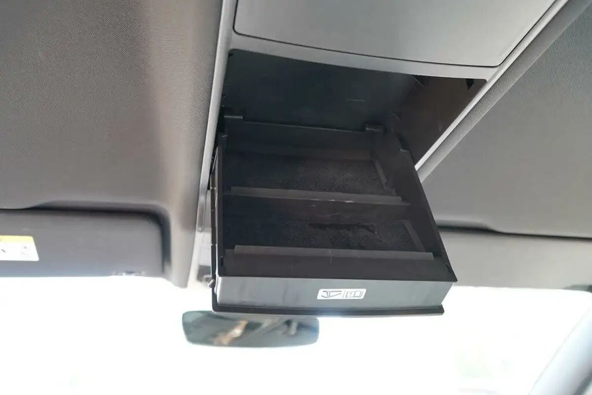 2019-volkswagen-touran-15-tsi-r-line-dsg-big-72