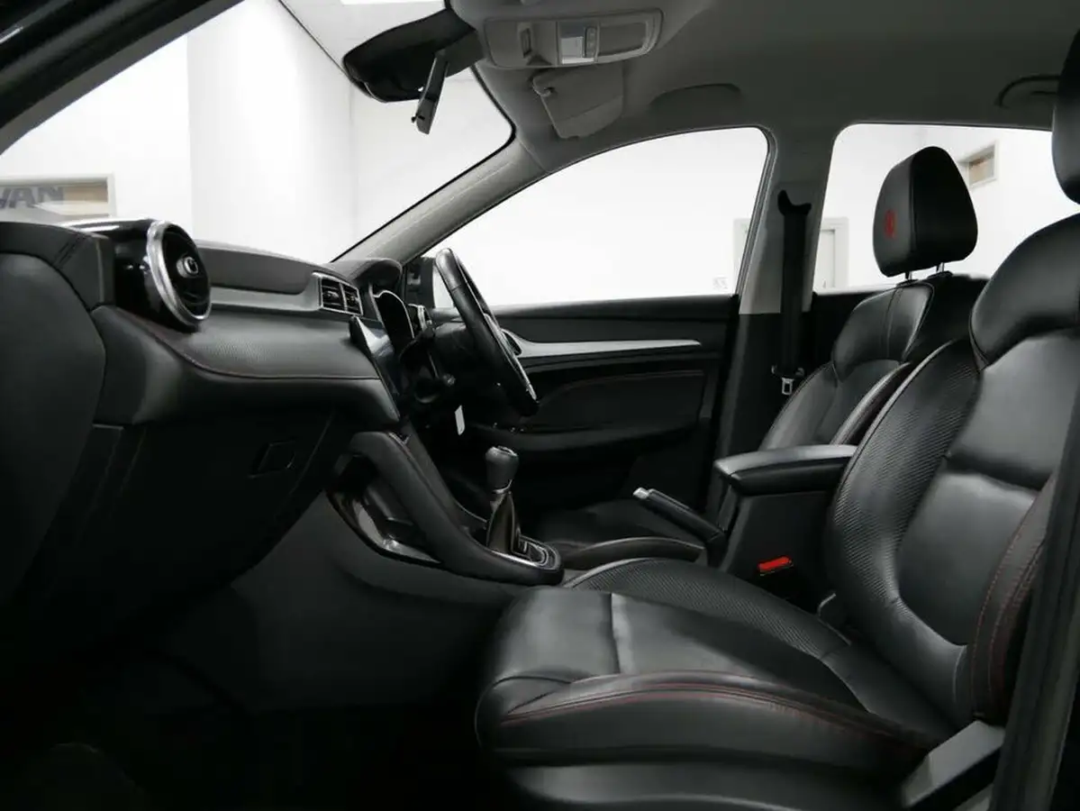 2021-mg-zs-suv-15-vti-tech-exclusive-big-17