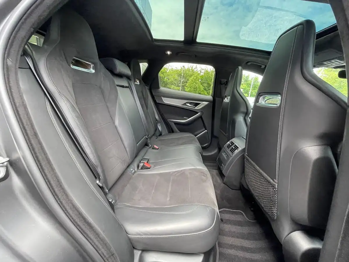 2021-jaguar-f-pace-50-v8-svr-big-45