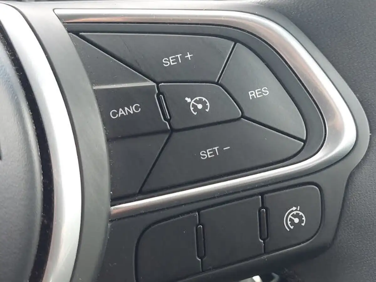 2021-fiat-500l-14-sport-ss-big-12