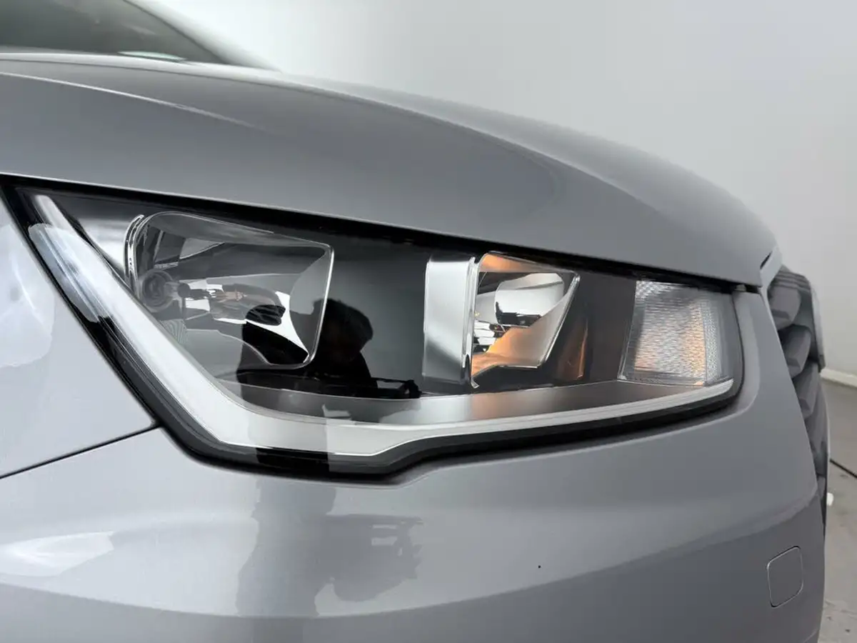 2018-audi-a1-14-tfsi-sportback-5d-s-tronic-big-8