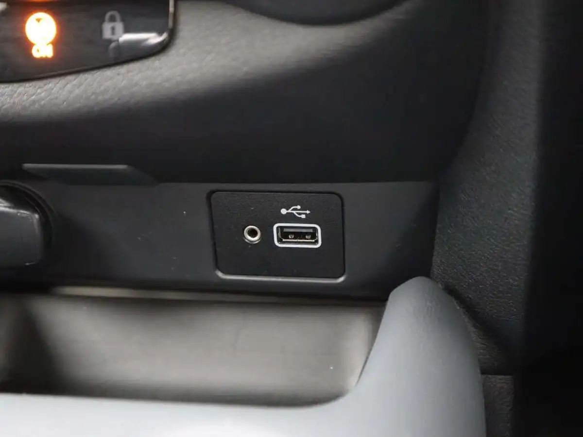 2021-nissan-juke-10-dig-t-n-connecta-dct-big-28